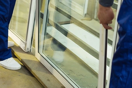 Commercial Glass Repair Technician in Vero Beach, FL